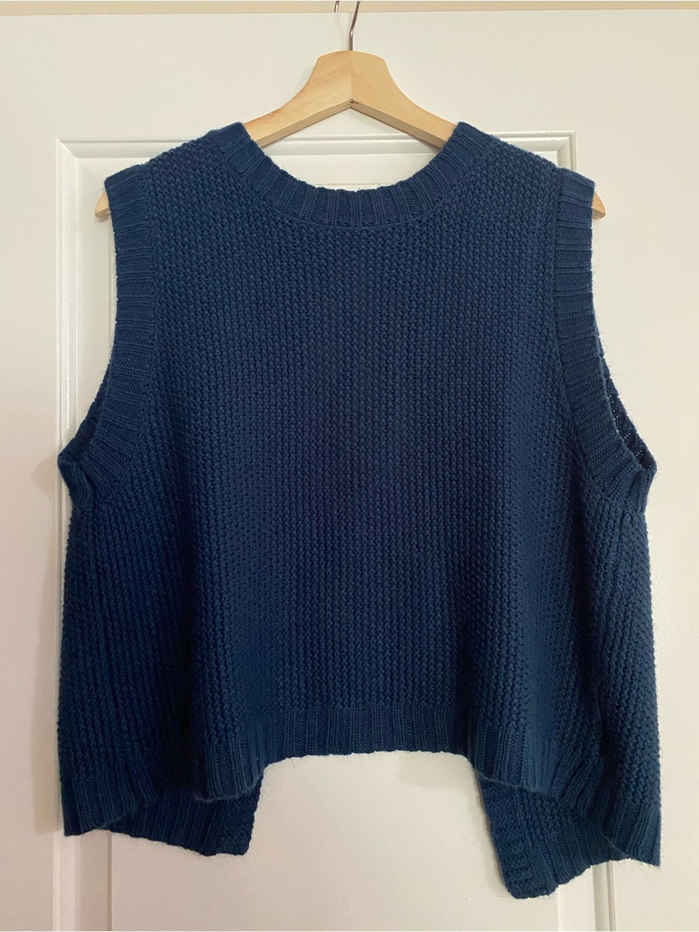 Knit Sleeveless Backless Vest with Tie Blue M